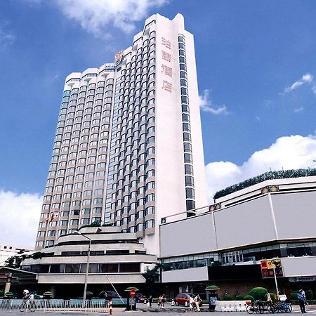 Rosedale Hotel & Suites Guangzhou - Free Shuttle Bus To Canton Fair מראה חיצוני תמונה