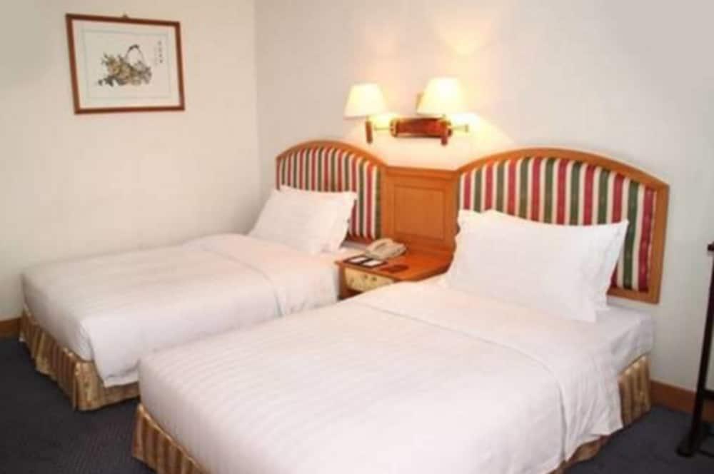 Rosedale Hotel & Suites Guangzhou - Free Shuttle Bus To Canton Fair מראה חיצוני תמונה