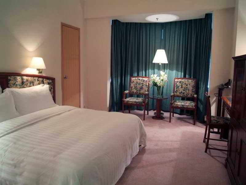 Rosedale Hotel & Suites Guangzhou - Free Shuttle Bus To Canton Fair מראה חיצוני תמונה
