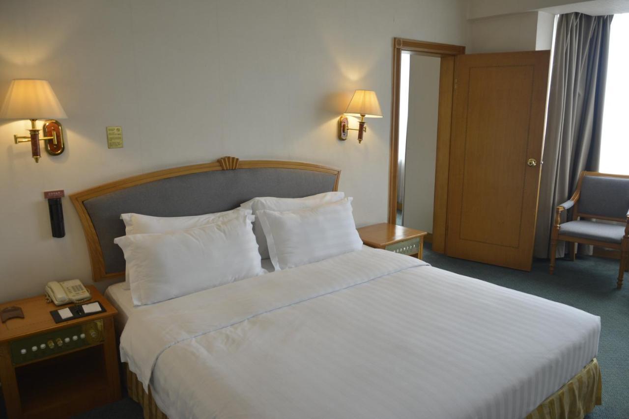 Rosedale Hotel & Suites Guangzhou - Free Shuttle Bus To Canton Fair מראה חיצוני תמונה