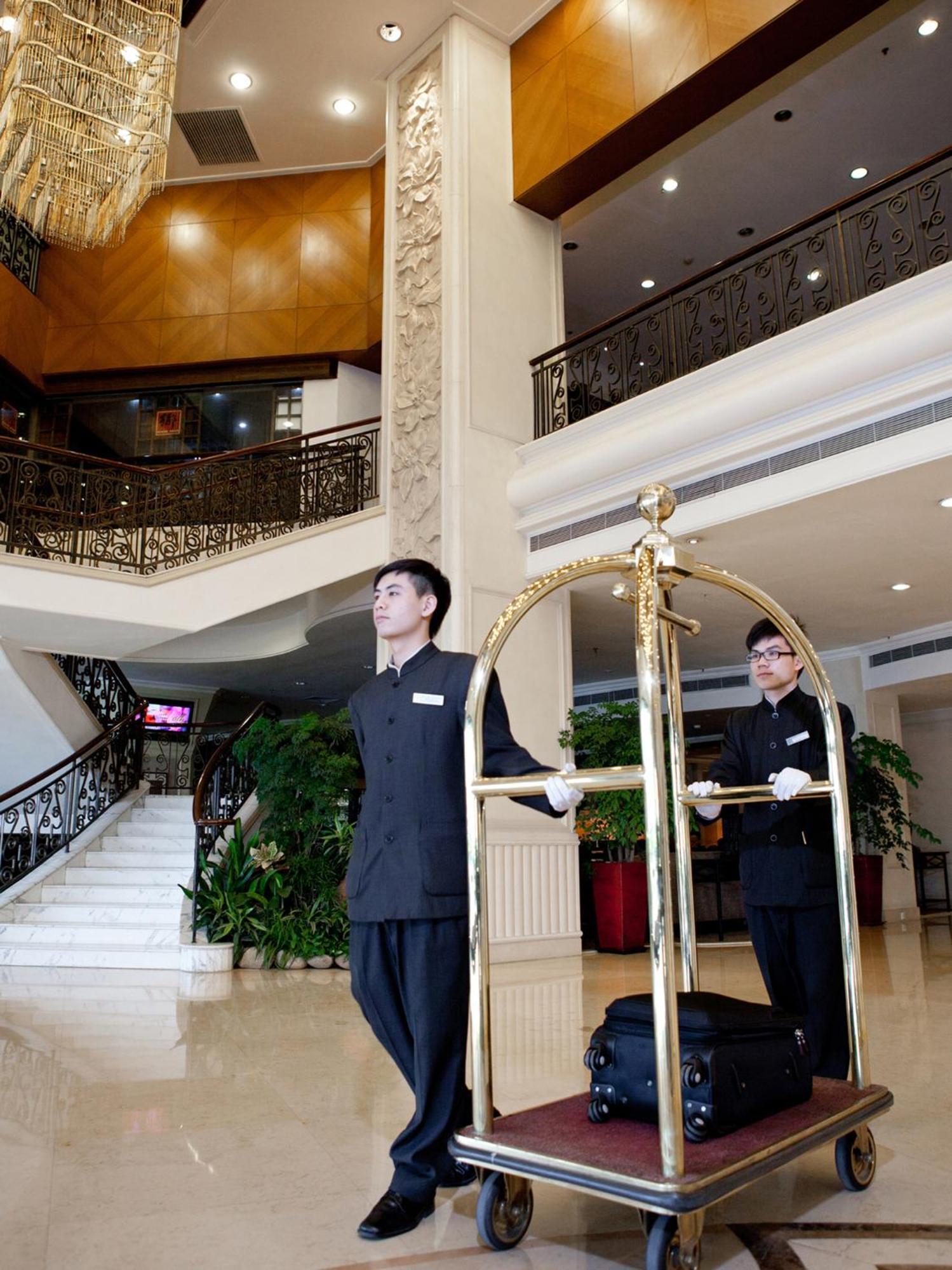 Rosedale Hotel & Suites Guangzhou - Free Shuttle Bus To Canton Fair מראה חיצוני תמונה