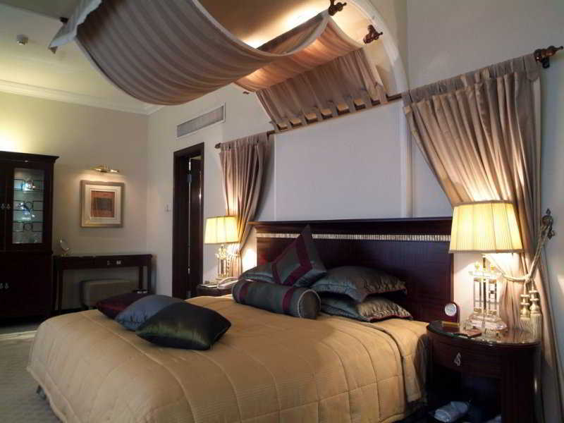 Rosedale Hotel & Suites Guangzhou - Free Shuttle Bus To Canton Fair מראה חיצוני תמונה