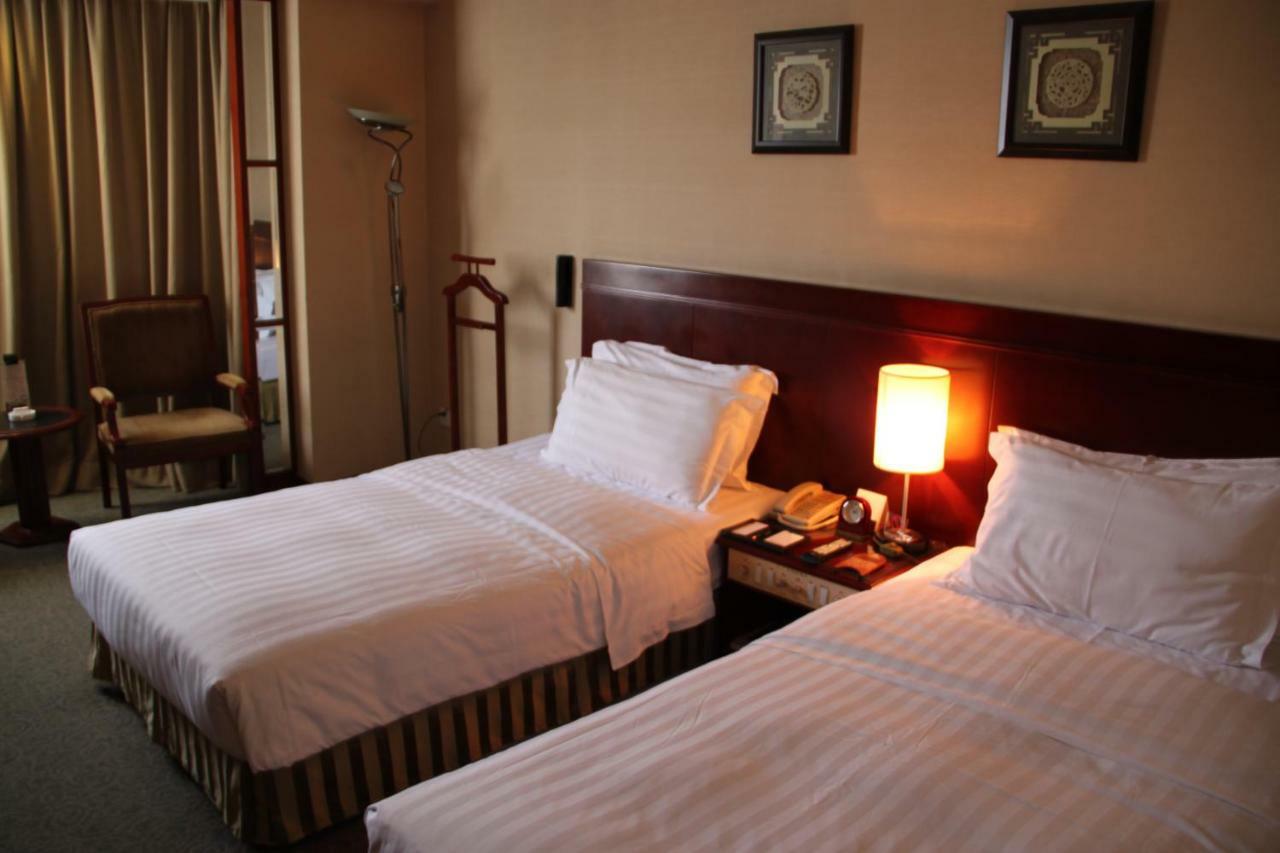 Rosedale Hotel & Suites Guangzhou - Free Shuttle Bus To Canton Fair מראה חיצוני תמונה