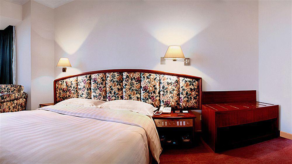 Rosedale Hotel & Suites Guangzhou - Free Shuttle Bus To Canton Fair מראה חיצוני תמונה